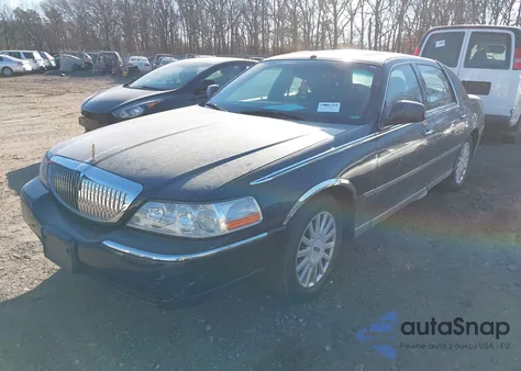 2005 Lincoln Town Car Signature from USA, damaged, VIN 1LNHM81W35Y642287